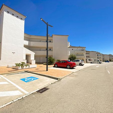 Teach Mhaire Apartamento De Vacaciones Манилва Экстерьер фото